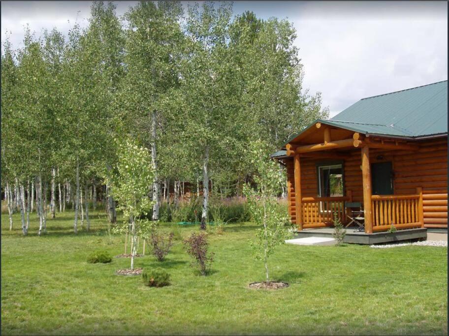 Lazy Fox Cabin West Yellowstone Exterior foto